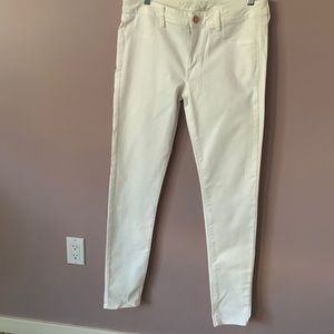 American Eagle White Jegging/Jean